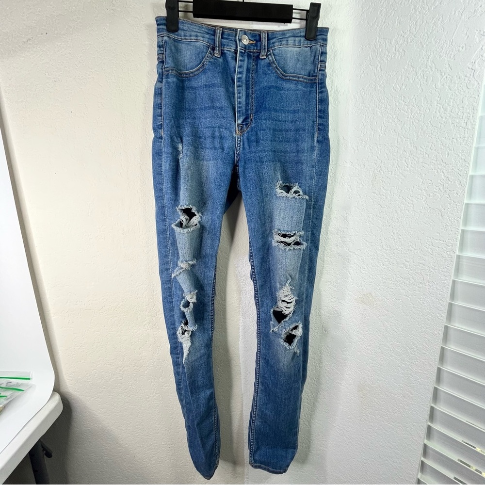 H&M Divided High Waisted Ripped Skinny Jeans Size 4